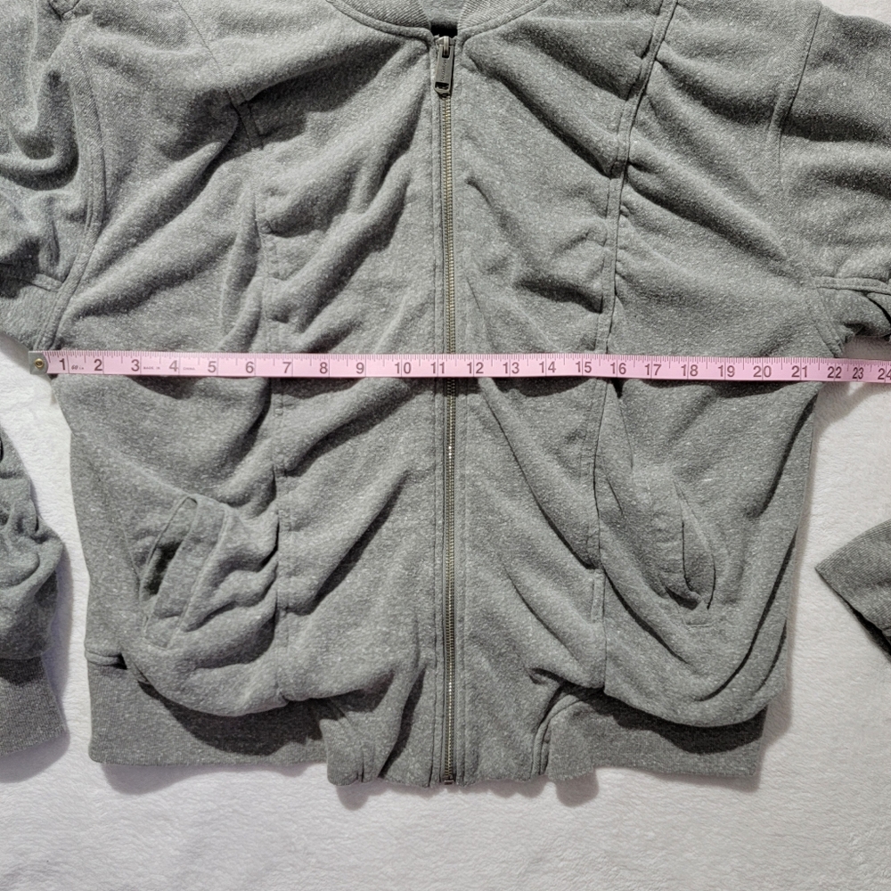 Birdiebee Ruffled Gray Full Zip Sweatshirt Bee Giving Heart Soft Cozy XL - Picture 13 of 15